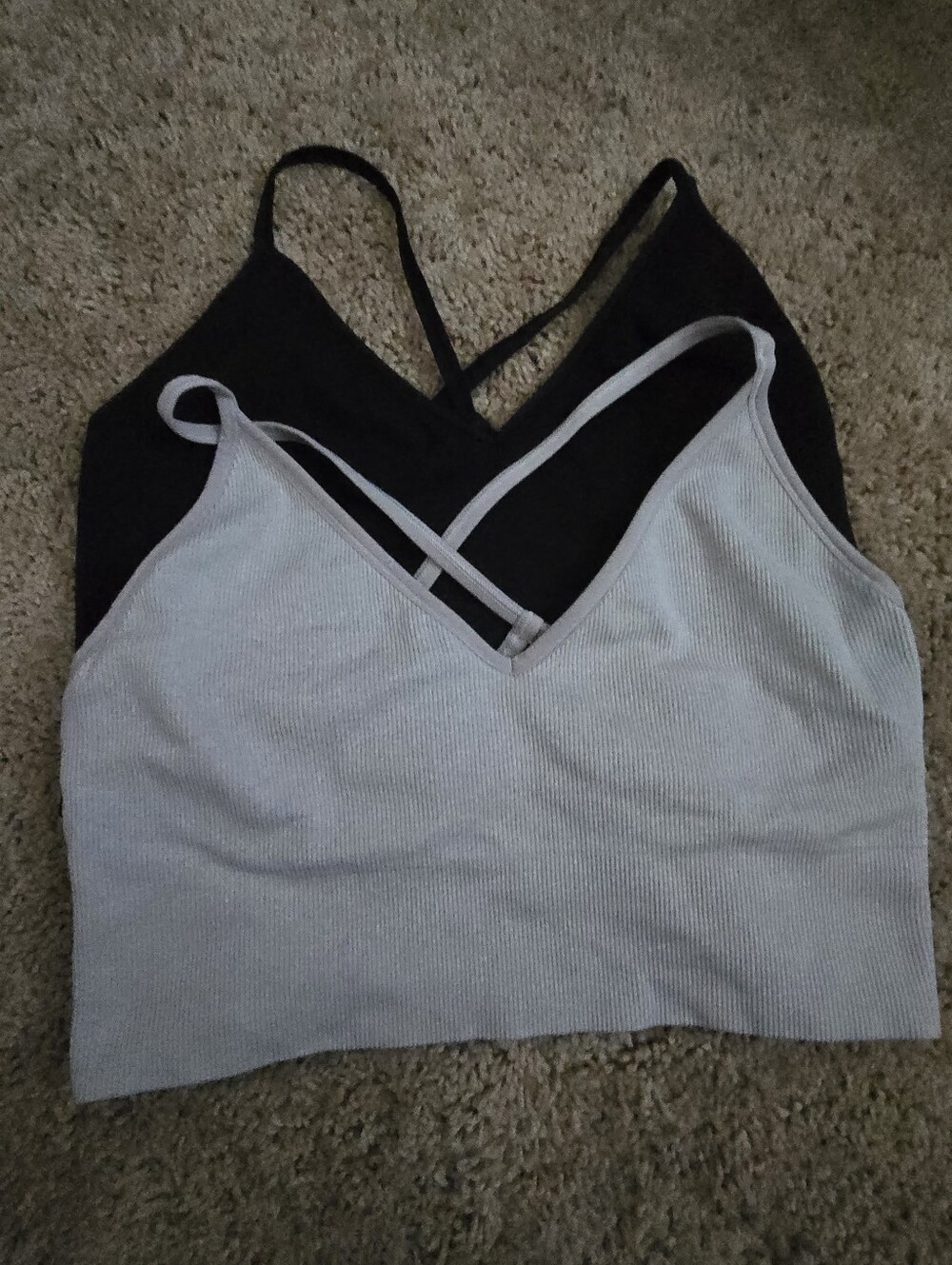Light Gray And Black Ribbed V-Neck Sports Bra